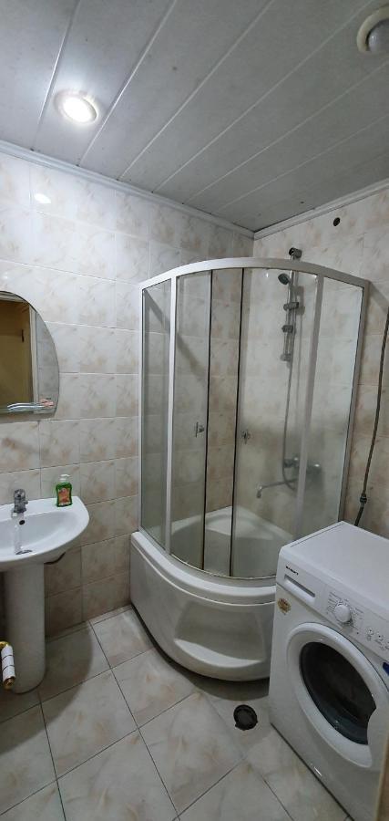 Tempus Hotel-Hostel Erevan Esterno foto