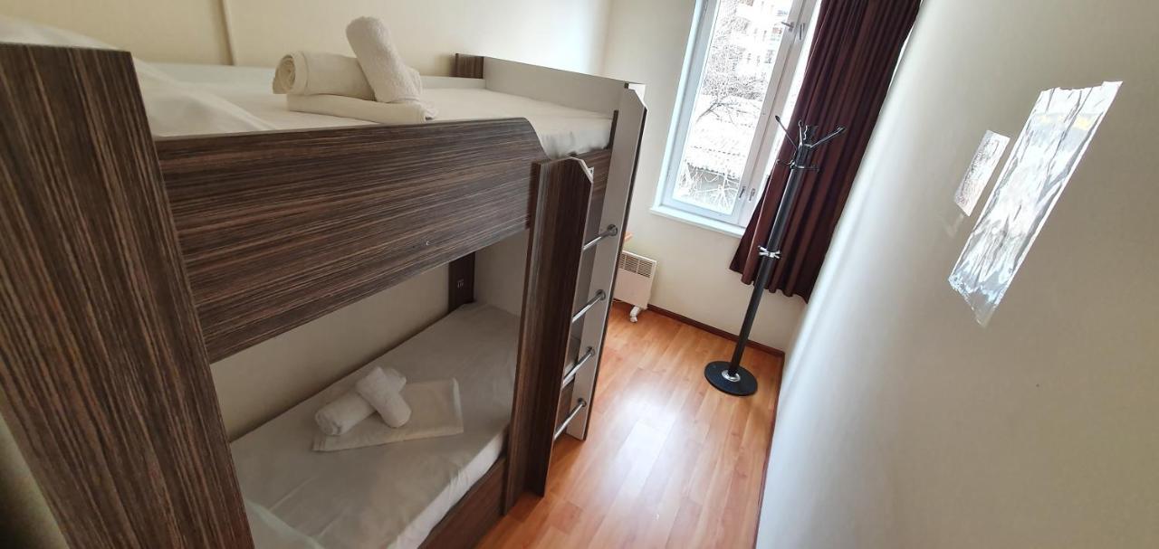 Tempus Hotel-Hostel Erevan Esterno foto